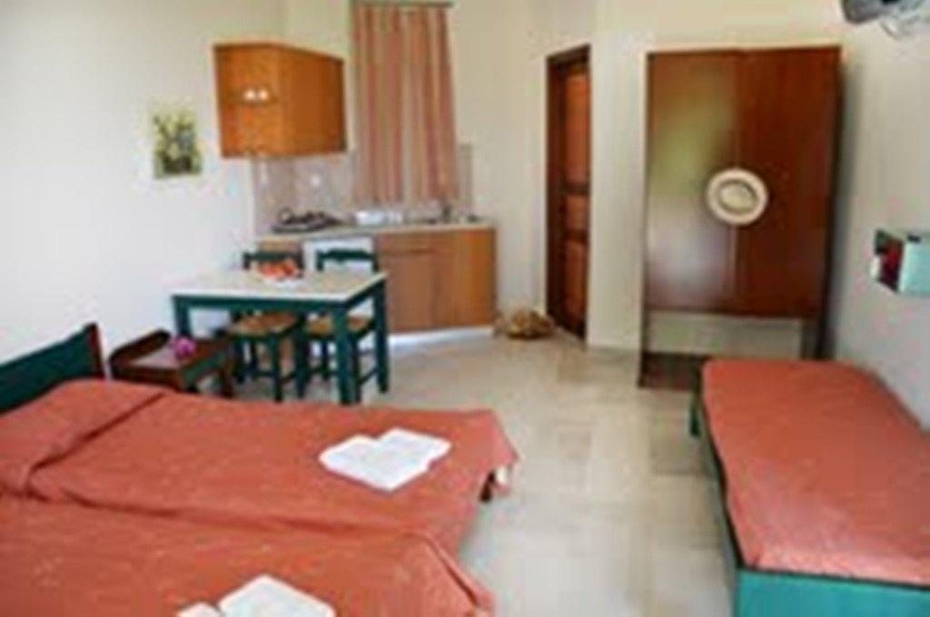 马莱迈Flisvos公寓式酒店 客房 照片